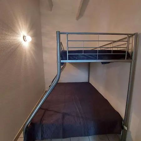 Apartment Renove 2 Pieces Avec Mezzanine, Terrasse Et Acces Direct - Fr-1-326-748 Marseillan (Herault)