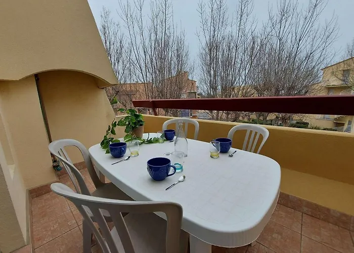 Renove 2 Pieces Avec Mezzanine, Terrasse Et Acces Direct - Fr-1-326-748 *